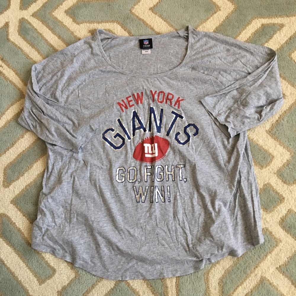 NFL Official NY GIANTS team women’s  shirt 22/24